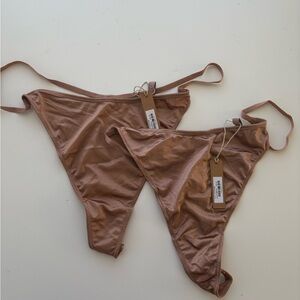 SKIMS BUNDLE “T-STRING THONG” Size: 4X